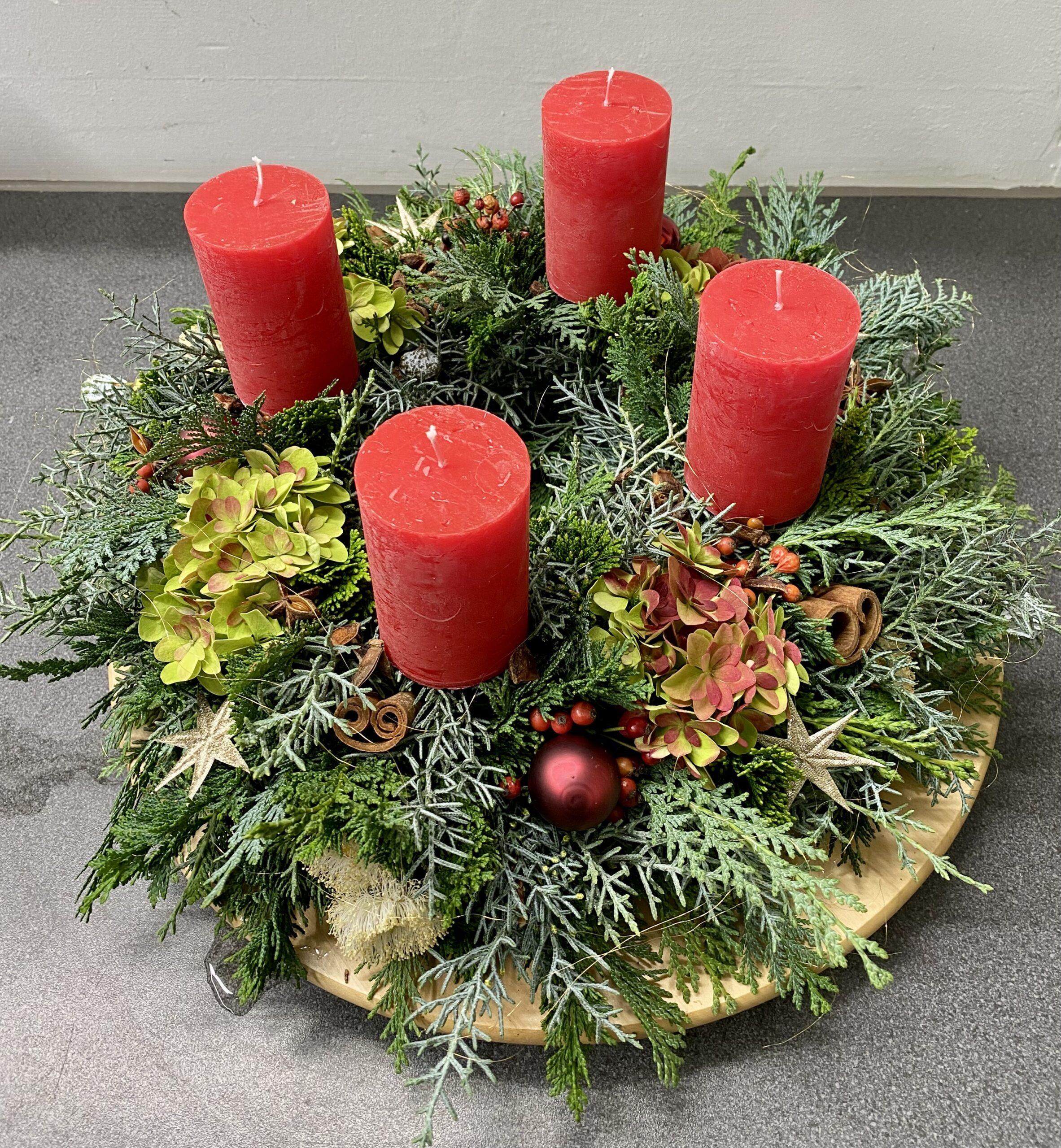 Kurs Adventskranz Workshop Kurse Advent Adventsfloristik SILBERKNOSPE Floristik Aadorf Ettenhausen Thurgau Ostschweiz Zürich