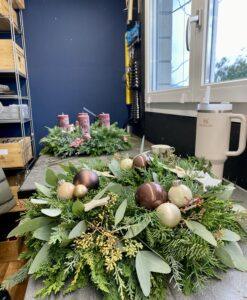 Kurs Adventskranz Workshop Kurse Advent Adventsfloristik SILBERKNOSPE Floristik Aadorf Ettenhausen Thurgau Ostschweiz Zürich