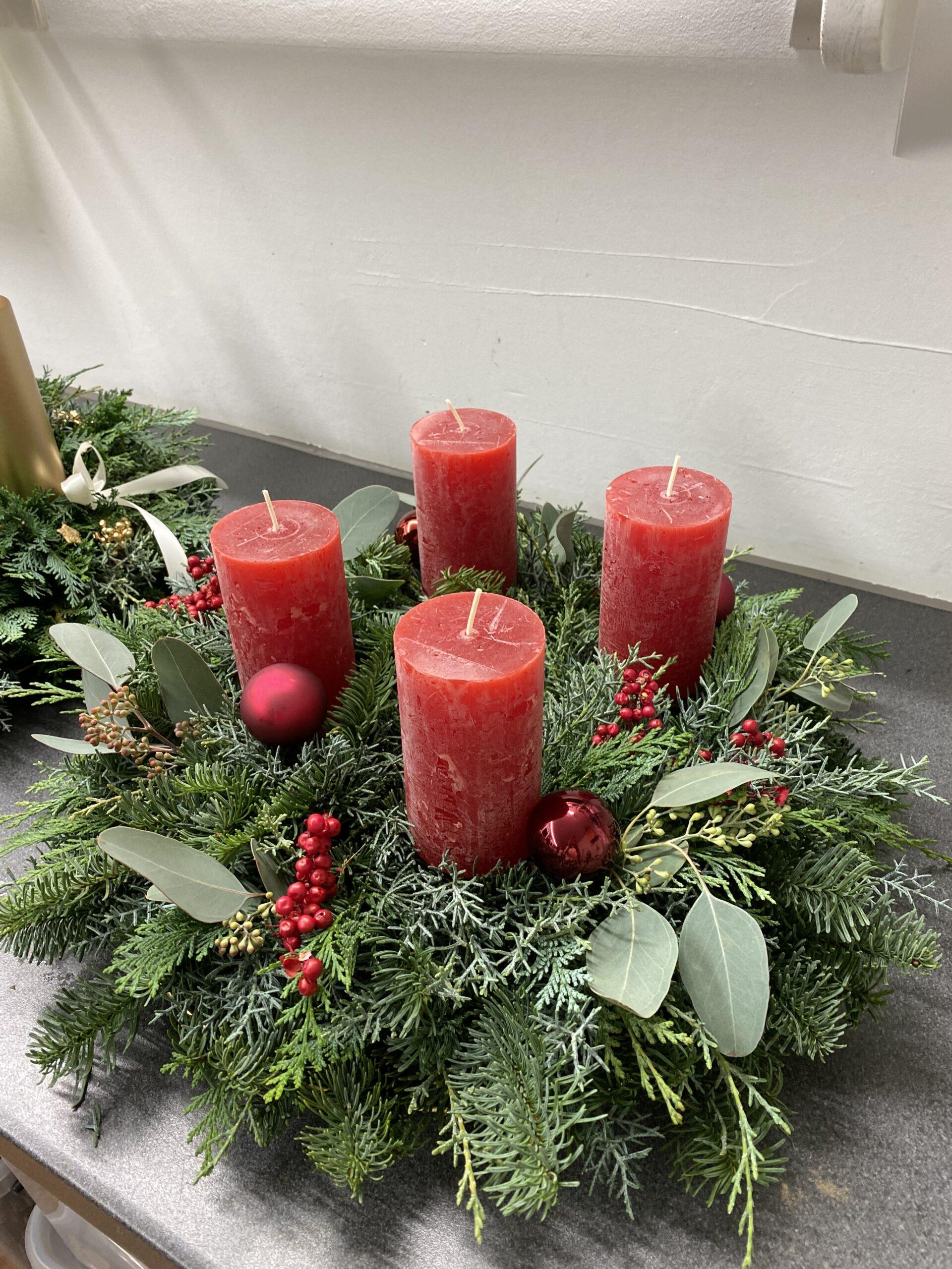 Kurs Adventskranz Workshop Kurse Advent Adventsfloristik SILBERKNOSPE Floristik Aadorf Ettenhausen Thurgau Ostschweiz Zürich