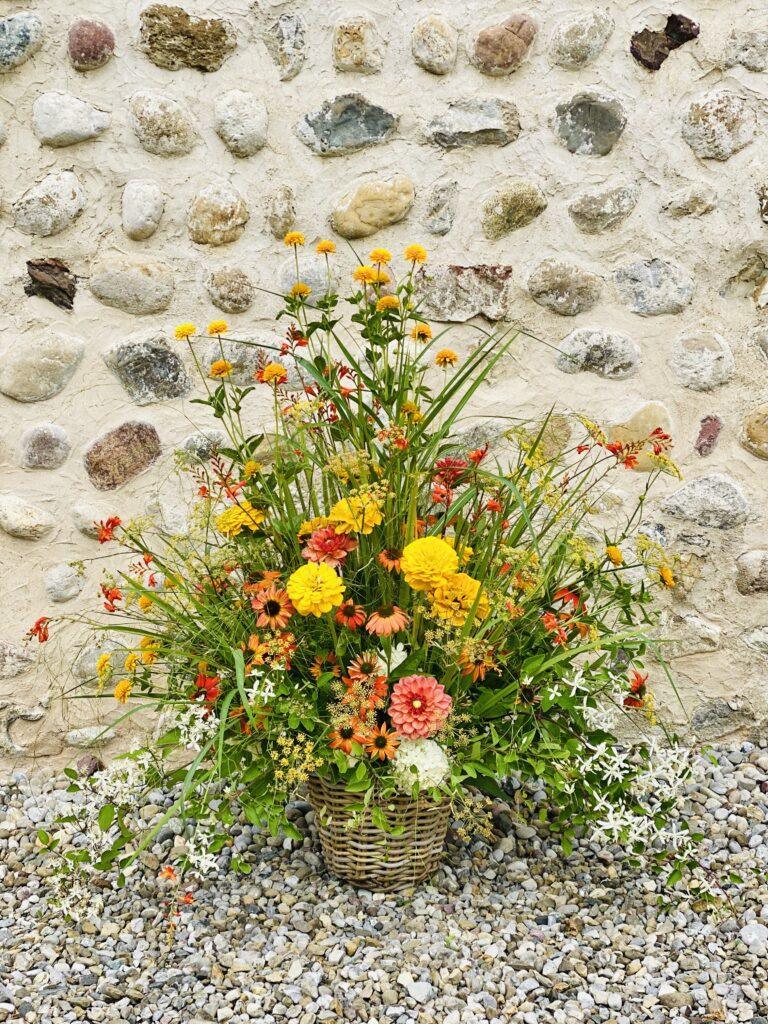Blumengesteck Trauergesteck Trauerbouquet Trauerfloristik Blumen Trauerfeier Aadorf Thurgau Ettenhausen Ostschweiz Elgg Winterthur SILBERKNOSPE Floristik
