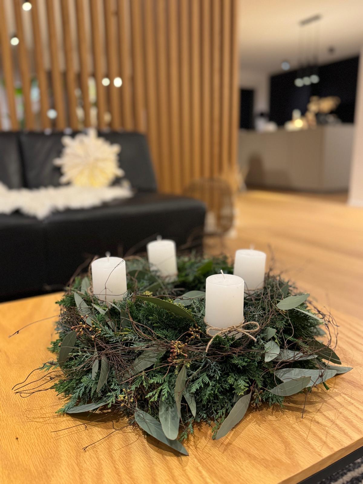 Adventskranz Kurse Workshops Floristik Ostschweiz Aadorf Ettenhausen Thurgau Zürich SILBERKNOSPE natürlicher Adventskranz Adventszeit