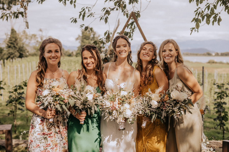 Braut-  Bridesmaids-Sträusse mit exotischen und Trocken-Blumen Hochzeitsfloristik Ostschweiz SILBERKNOSPE